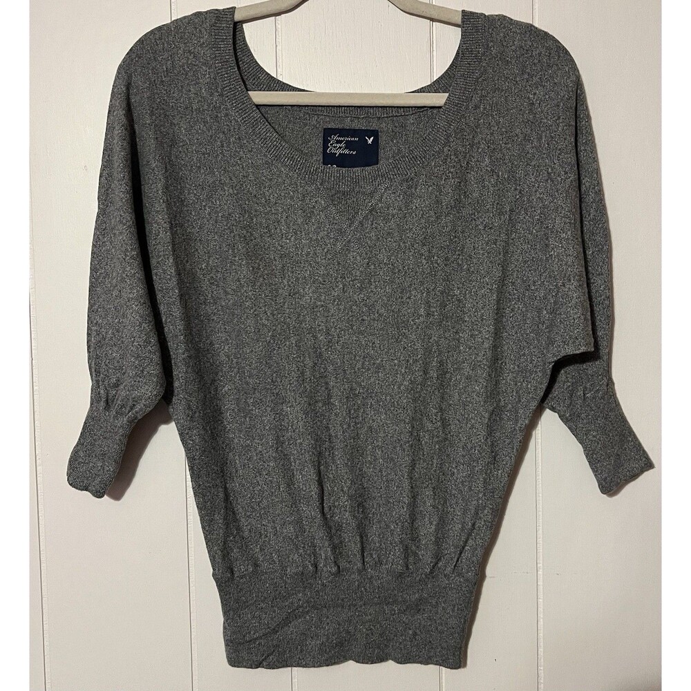 American Eagle Outfitters Gray Dolman 3/4 Length Sleeves Lightweight Knit Shirt